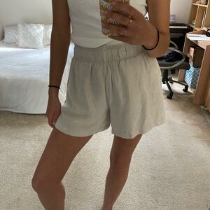 H&M LINEN SHORTS